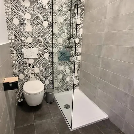アパート Central Studio Apartment *