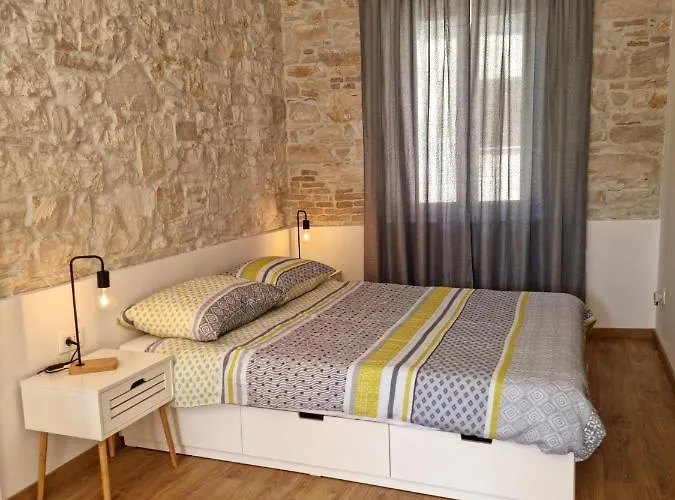 Central Studio Apartment Pola
