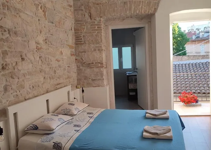Lejlighed Central Studio Apartment Pula